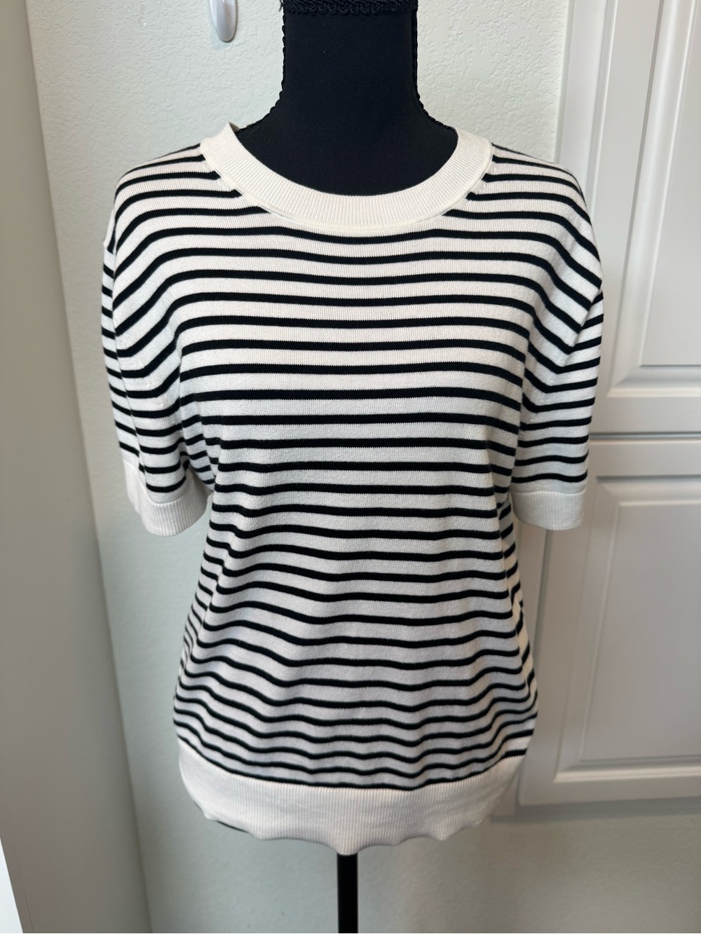 Banana Republic Black & White Striped Short-Sleeve Knit Top - Picture 2 of 4